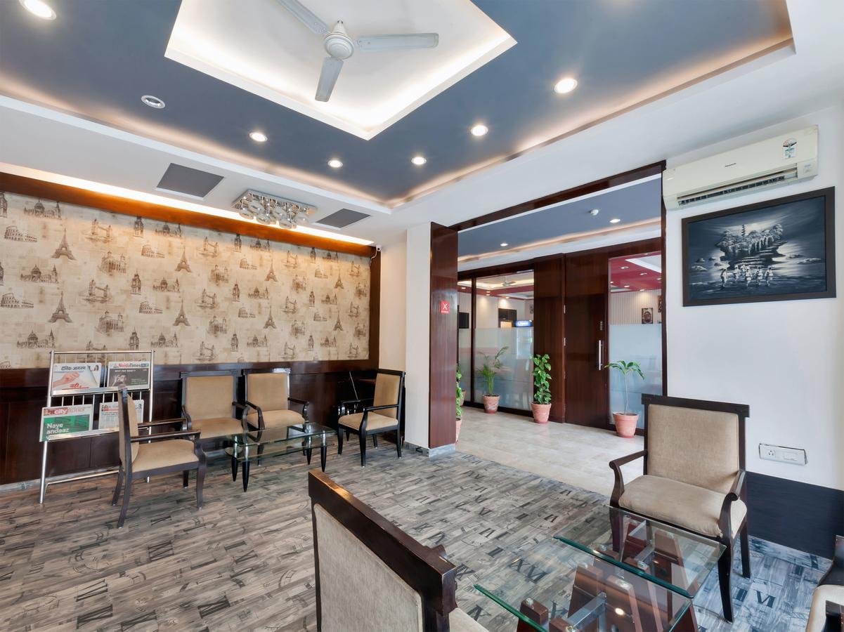 诺伊达 Oyo 9841 The Vivir 1酒店 外观 照片